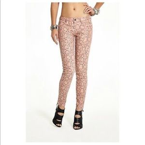 Guess brittney skinny ankle jean size 26 mid rise